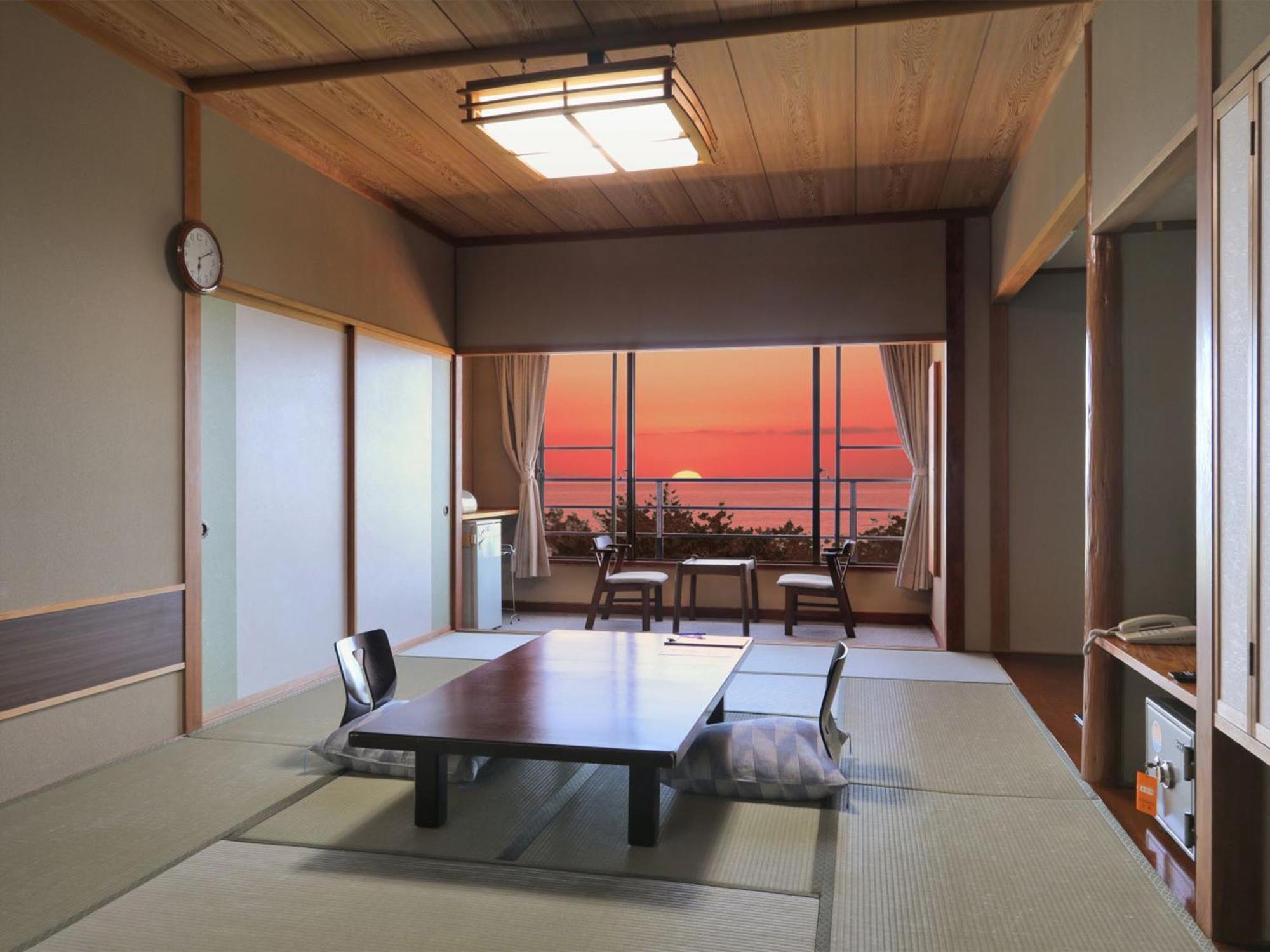 Unohama Onsen Royal Hotel Kobayashi Joetsu Quarto foto